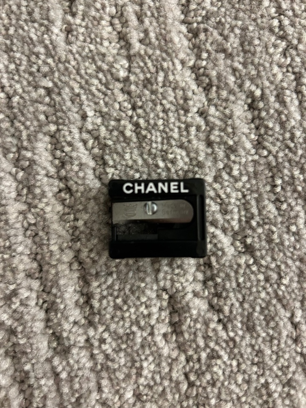 New CHANEL pencil Sharpener with free sample